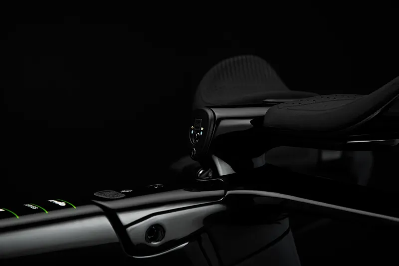 CERVELO P5 Disc 56 in Black/Light Teal/White - Frameset-2