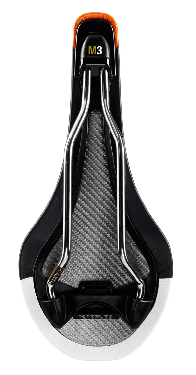 FIZIK Tundra M3 k:ium Black/White/Orange 125-2